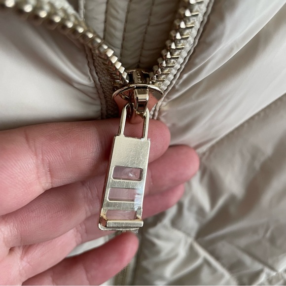 NWOT Mos Mosh Aubrey Diamond Down Poncho in Birch Packable Lightweight Jacket - Picture 10 of 16